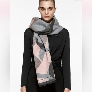 Titika Blanket Scarf